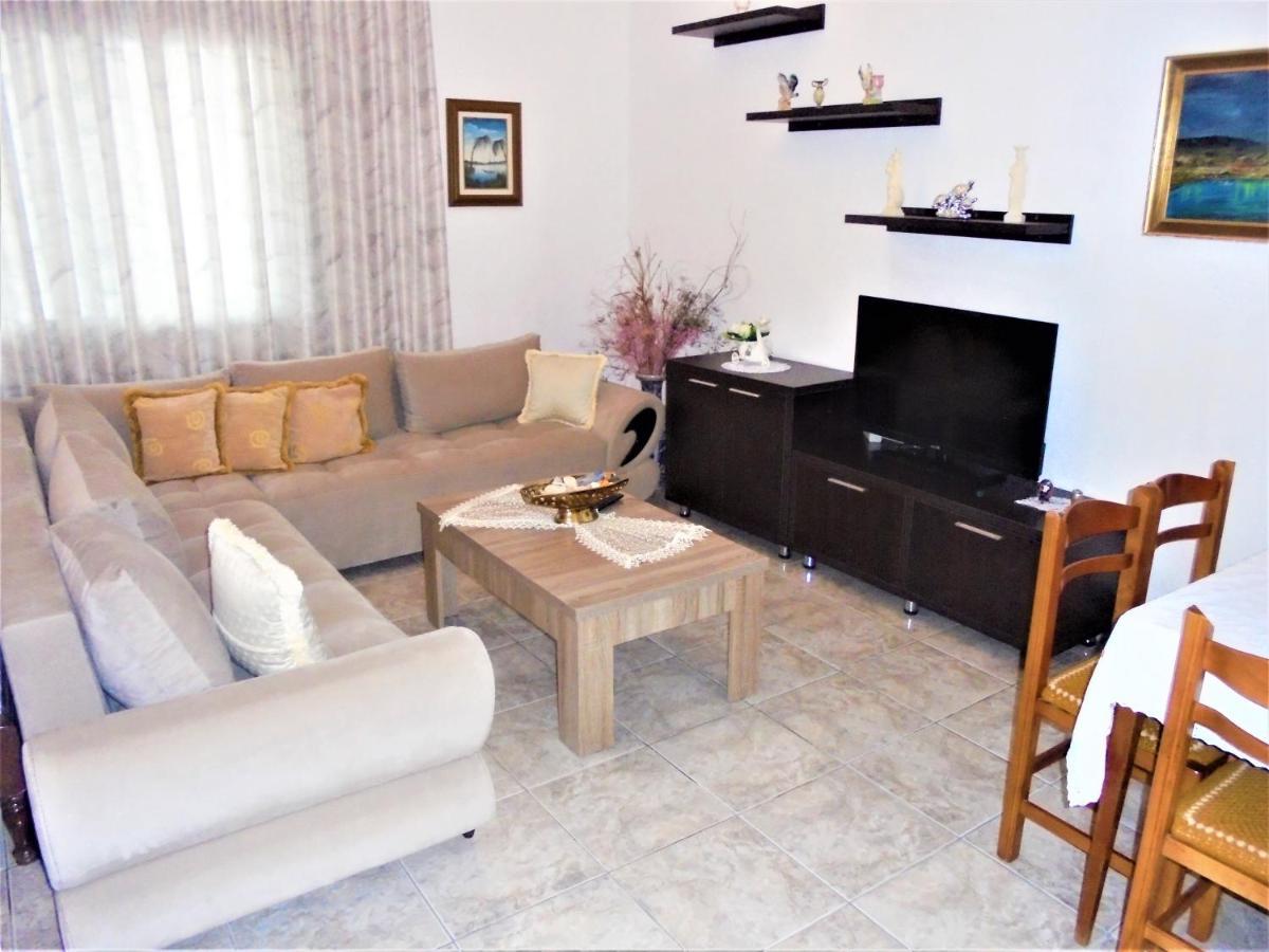 Vila Ori Ksamil Luaran gambar