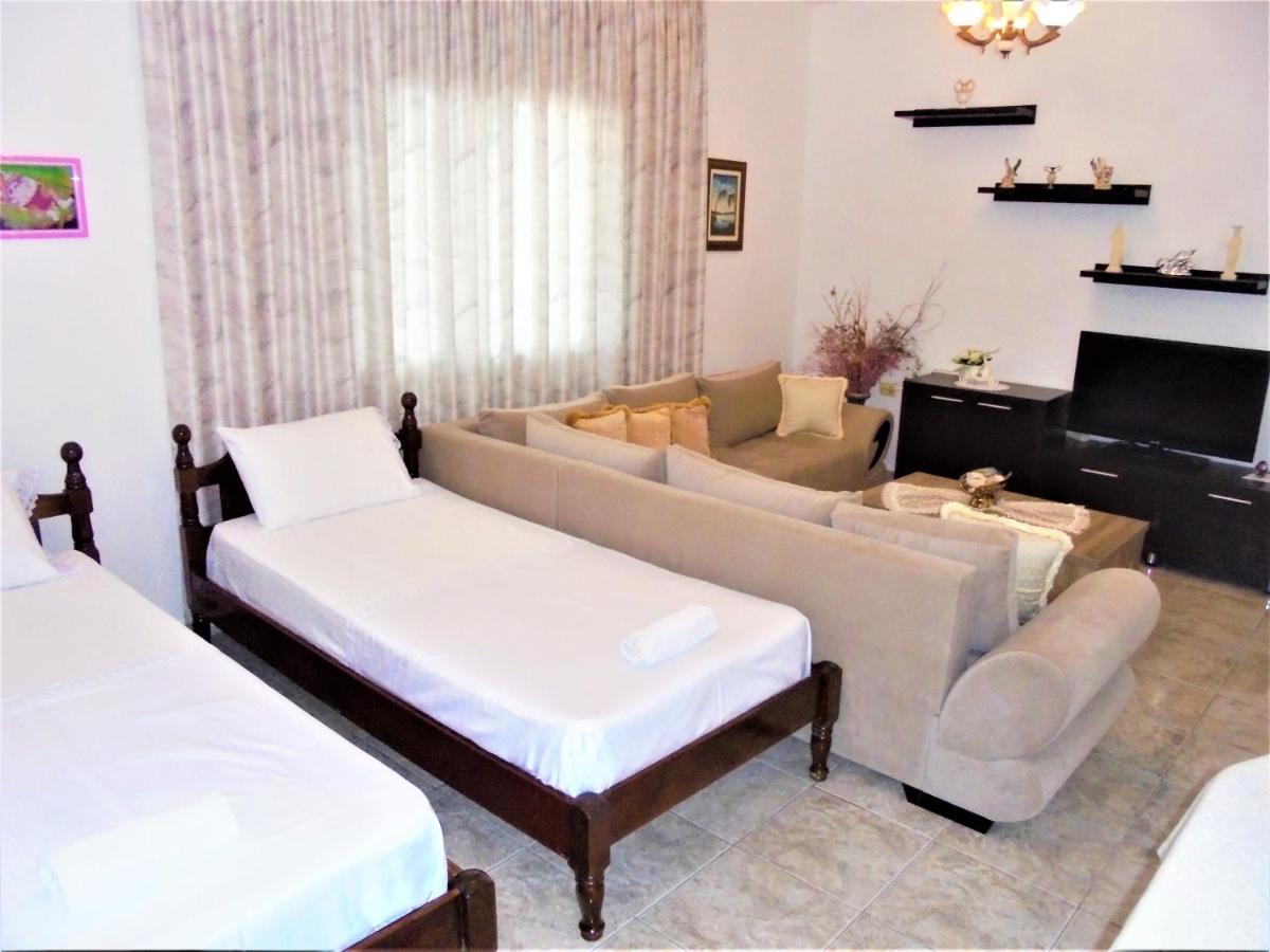 Vila Ori Ksamil Luaran gambar