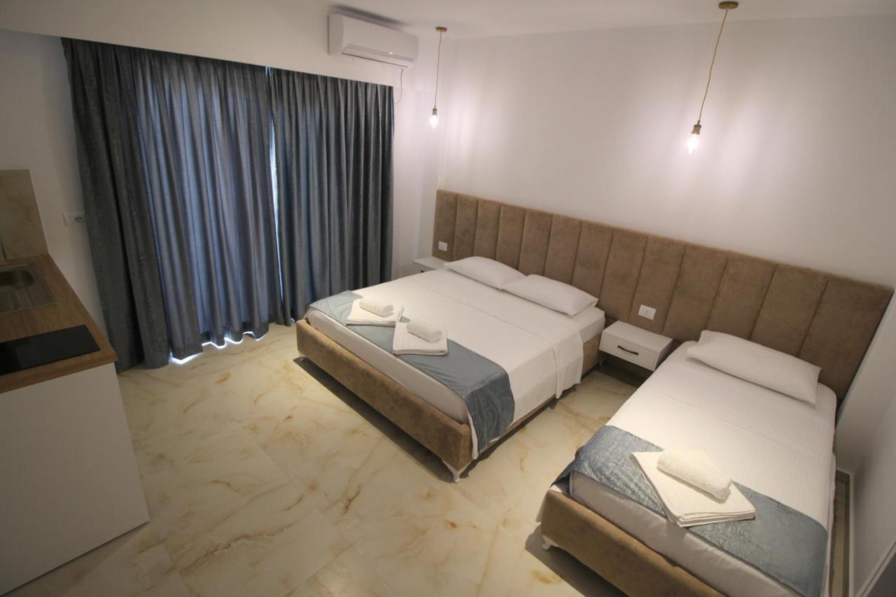 Vila Ori Ksamil Bilik gambar
