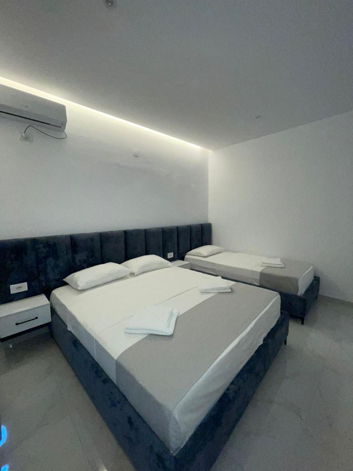 Vila Ori Ksamil Luaran gambar